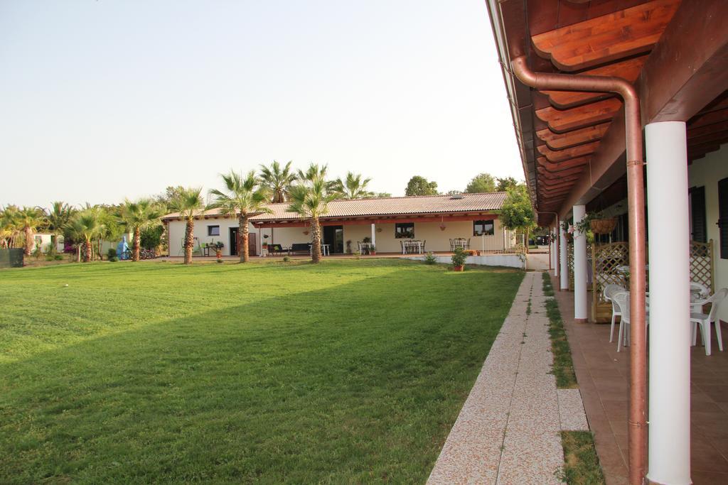 Agliado Villa Platamona Exteriör bild