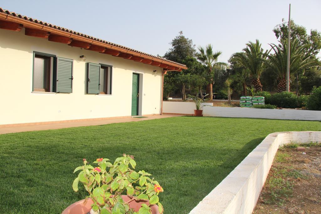 Agliado Villa Platamona Exteriör bild
